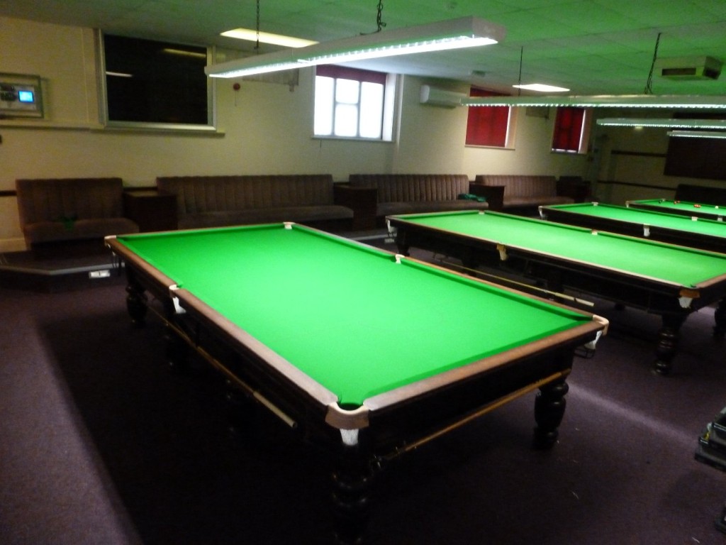 Ideal snooker club