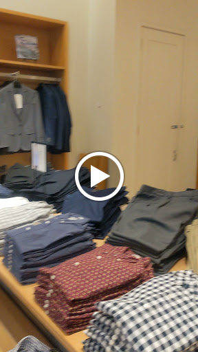 Clothing Store «J.Crew», reviews and photos, 29 Broadway, New Haven, CT 06511, USA