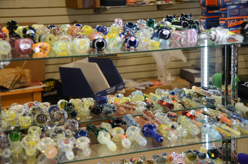 Tobacco Shop «Vape N Tobacco», reviews and photos, 1224 Ogden Ave E, Naperville, IL 60563, USA