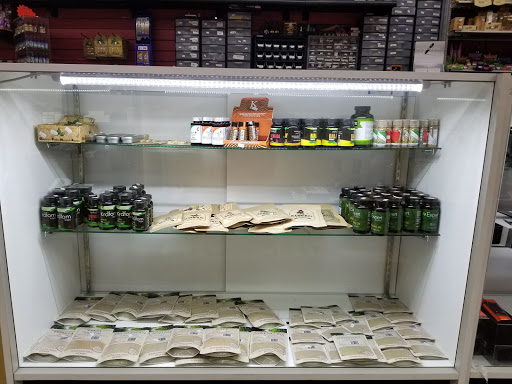 Tobacco Shop «Tobacco &more smoke & vape shop», reviews and photos, 11924 Seminole Blvd, Largo, FL 33778, USA