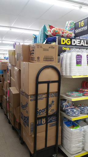 Discount Store «Dollar General», reviews and photos, 1241 E McCart St, Krum, TX 76249, USA