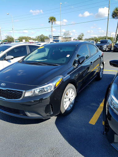 Car Dealer «Friendly Kia», reviews and photos, 5819 US-19, New Port Richey, FL 34652, USA