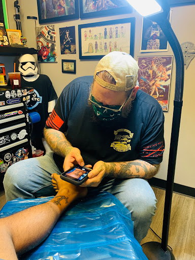 Tattoo Shop «Paradise Tattoo», reviews and photos, 1050 Bridgeport Ave, Milford, CT 06460, USA