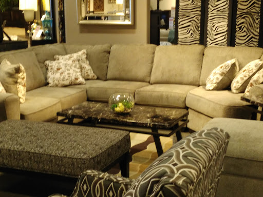 Furniture Store «Ashley HomeStore», reviews and photos, 7502 N Blackstone Ave, Fresno, CA 93720, USA