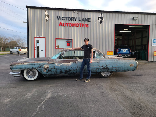 Auto Repair Shop «Victory Lane Automotive», reviews and photos, 264 Kitty Hawk Rd, Universal City, TX 78148, USA