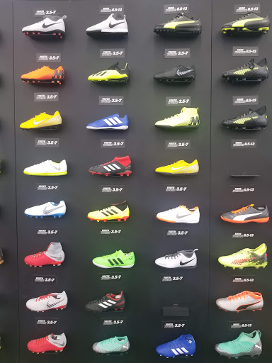 Shoe Store «WSS», reviews and photos, 2520 S Bristol St, Santa Ana, CA 92704, USA