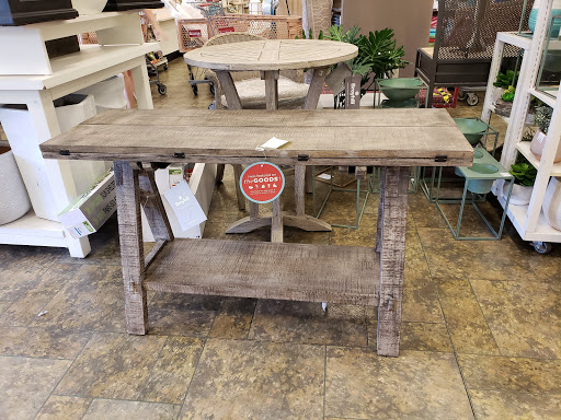 Department Store «HomeGoods», reviews and photos, 150 N Village Ave, Rockville Centre, NY 11570, USA