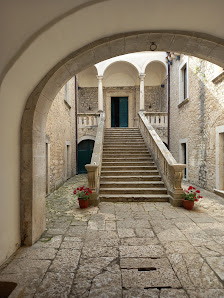 Castello Pignatelli Via Principe Pignatelli, 1, 86075 Monteroduni IS, Italia
