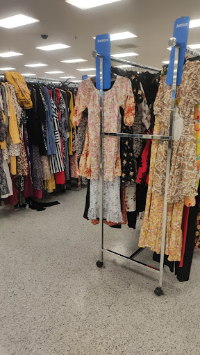 Clothing Store «Ross Dress for Less», reviews and photos, 2660 N Josey Ln, Carrollton, TX 75007, USA