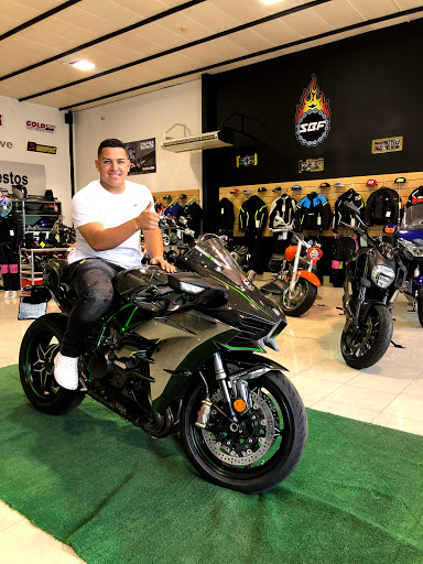 Tiendas para comprar recambios motos Valencia