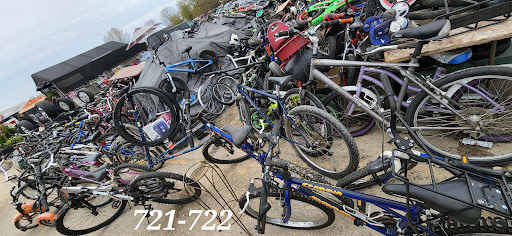 Flea Market «Montana Charlie’s», reviews and photos, 255 S Joliet Rd, Bolingbrook, IL 60440, USA