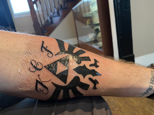 Tattoo Shop «Pure Steam Tattoo», reviews and photos, 172 S Liberty St, Asheville, NC 28801, USA