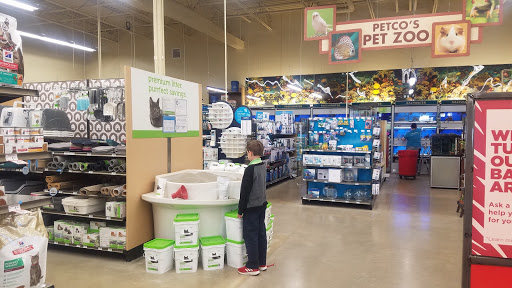 Pet Supply Store «Petco Animal Supplies», reviews and photos, 28400 Dequindre Rd, Warren, MI 48092, USA