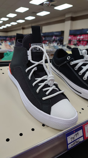 Shoe Store «Shoe Sensation», reviews and photos, 397 Market Square Dr, Maysville, KY 41056, USA