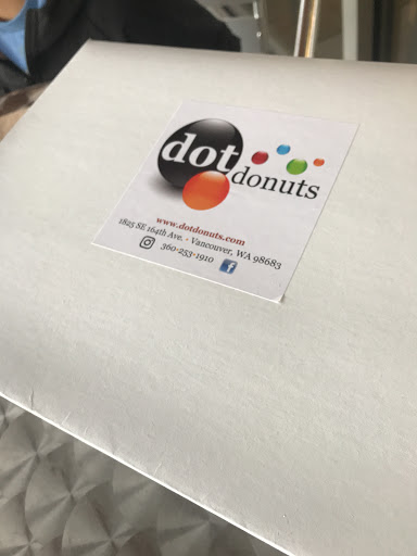 Donut Shop «dot donuts», reviews and photos, 1825 SE 164th Ave #103, Vancouver, WA 98683, USA