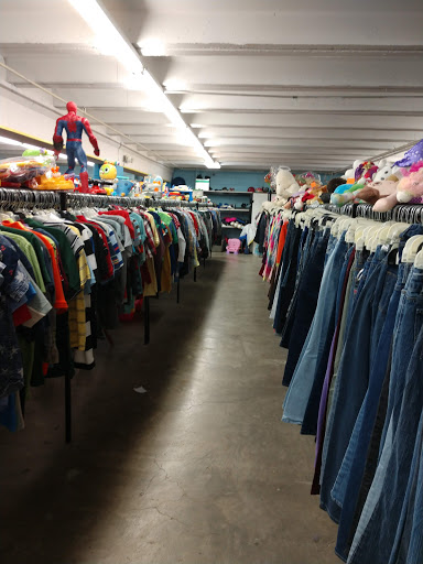 Thrift Store «Southern Thrift Store», reviews and photos, 5010 Charlotte Ave, Nashville, TN 37209, USA