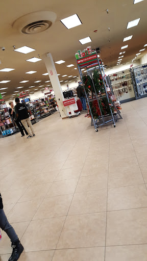 Clothing Store «Burlington Coat Factory», reviews and photos, 1716 Jantzen Beach Center, Portland, OR 97217, USA