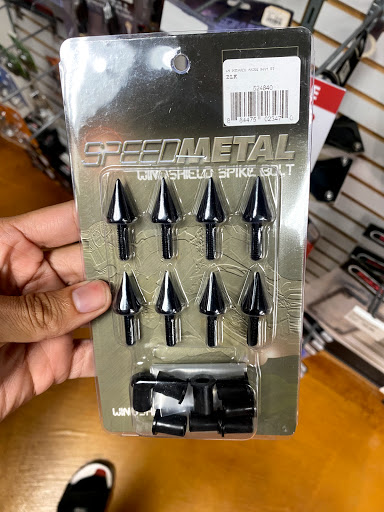 Motorcycle Parts Store «Cycle Gear», reviews and photos, 1765 NE 163rd St, North Miami Beach, FL 33162, USA