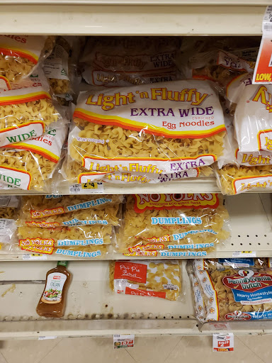 Shopping Mall «Manor Shopping Center», reviews and photos, 1234 Millersville Pike, Lancaster, PA 17603, USA