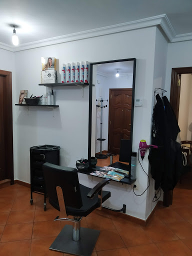 Peluquería Maria Jose en Puerto de Vega, Oviedo