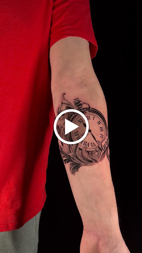 Explore hibiscus tattoo ideas, creative tattoo ideas in Chicago, available at Master Craft Tattoo Co.