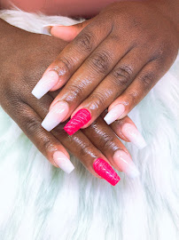 Sandy Salon Hair & Nail - Spa