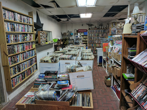 Antique Store «The Country Store», reviews and photos, 3850 Nashville Rd, Franklin, KY 42134, USA