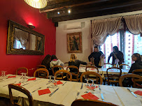 Atmosphère du Restaurant de spécialités provençales La Ferigoulo à Avignon - n°2
