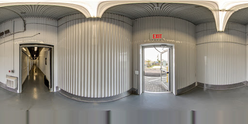 Self-Storage Facility «Metro Self Storage», reviews and photos, 2727 Knapp St, Brooklyn, NY 11235, USA