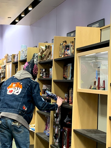 Book Store «Barnes & Noble Booksellers Crabtree Mall», reviews and photos, 4325 Glenwood Ave, Raleigh, NC 27612, USA