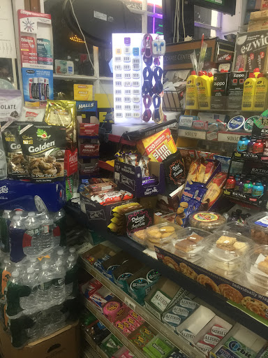 Convenience Store «Wayland Mini Market», reviews and photos, 334 Boston Post Rd, Wayland, MA 01778, USA