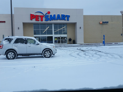 Pet Supply Store «PetSmart», reviews and photos, 1417 W Interstate 240 Service Rd, Oklahoma City, OK 73159, USA