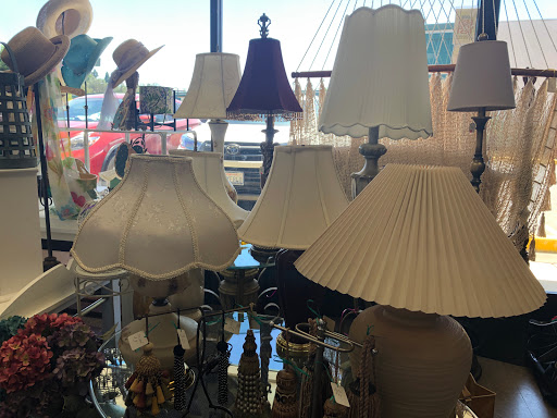 Thrift Store «Assistance League of Greater Placer - Thrift Shop», reviews and photos, 1263 Grass Valley Hwy, Auburn, CA 95603, USA