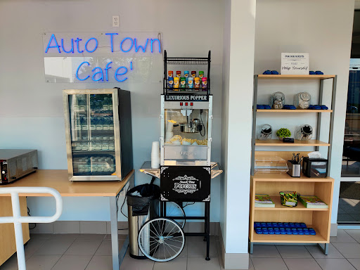 Car Dealer «Auto Town Buick GMC», reviews and photos, 19495 SE McLoughlin Blvd, Gladstone, OR 97027, USA