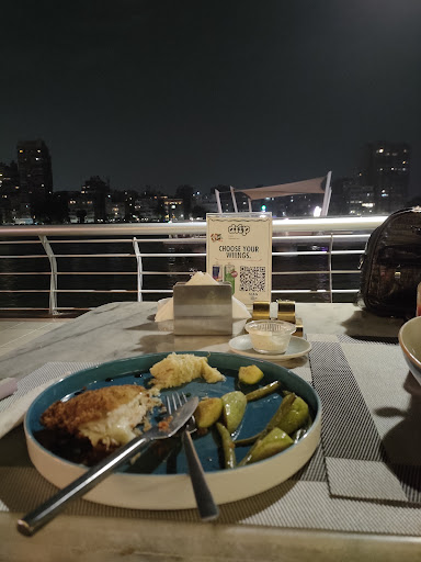 Drip Restaurant & Cafe 