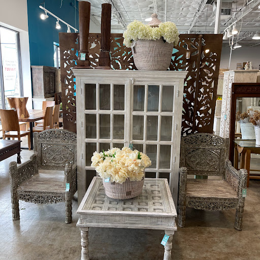 Furniture Store «Nadeau Dallas», reviews and photos, 1128 Longpoint Ave, Dallas, TX 75247, USA