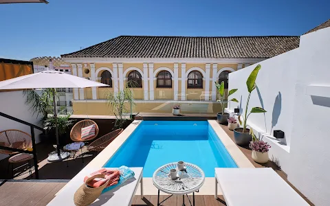 Sweet Sevilla Suites image