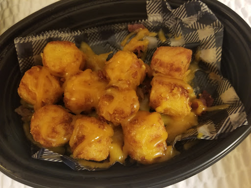 American Restaurant «Cracker Barrel Old Country Store», reviews and photos, 716 N Campbell Station Rd, Farragut, TN 37934, USA