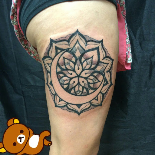 Tattoo artists realism Honolulu