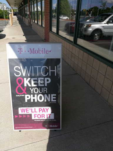 Cell Phone Store «T-Mobile», reviews and photos, 345 Main St, Tewksbury, MA 01876, USA