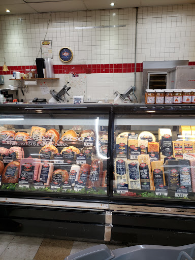 Supermarket «Fine Fare Supermarket», reviews and photos, 200 W Buttonwood St, Reading, PA 19601, USA