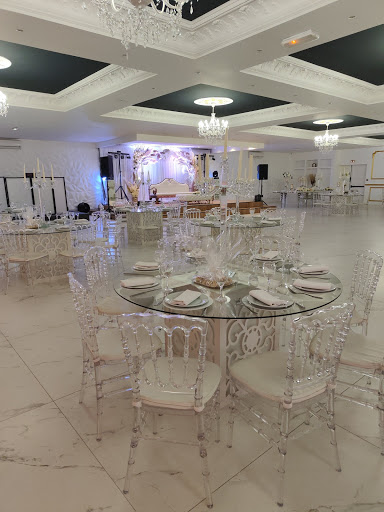 Strass Réception: location salle de réception mariages séminaires traiteur Rhône Alpes Lyon Isère