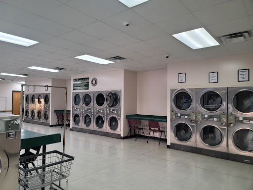 Laundromat «Extreme Clean Laundry-Car Wash», reviews and photos, 3380 OH-125, Bethel, OH 45106, USA