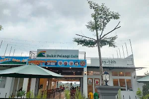 Bukit Pelangi Cafe image