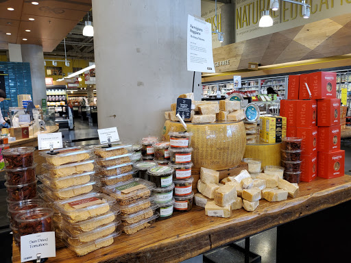 Grocery Store «Whole Foods Market», reviews and photos, 10275 Little Patuxent Pkwy, Columbia, MD 21044, USA