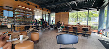 Atmosphère du Café Starbucks Coffee Drive Labège à Labège - n°14