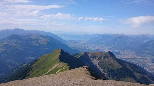 Rezensionen über Club Alpin Suisse - Chaussy in Monthey - Farbenfachgeschäft