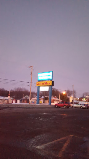 Office Supply Store «OfficeMax», reviews and photos, 4333 Lincoln Way E, Massillon, OH 44646, USA