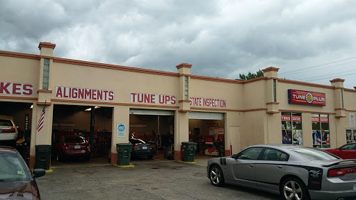 Auto Repair Shop «Tune Up Plus», reviews and photos, 818 E Little Creek Rd, Norfolk, VA 23518, USA