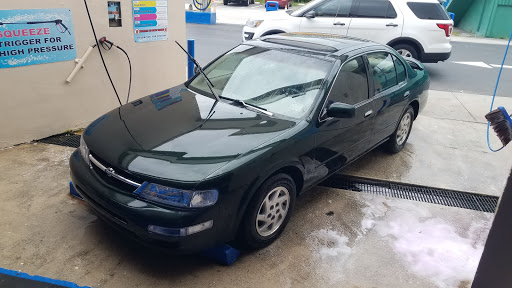 Car Wash «Ultimate Car Wash», reviews and photos, 321 S Federal Hwy, Dania Beach, FL 33004, USA